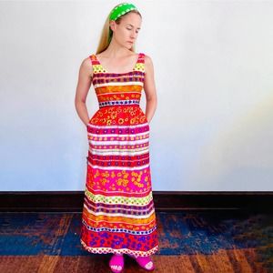 Vintage 60s 70s Psychedelic Hippie Floral Maxi Sleeveless Dress / Small